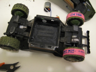 Photo of Warthog battery case with double-A holder removed.