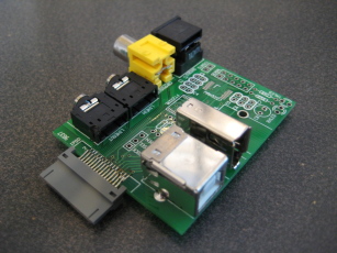 Photo of a correctly assembled Ultradock from the front right corner, sans serial connection parts